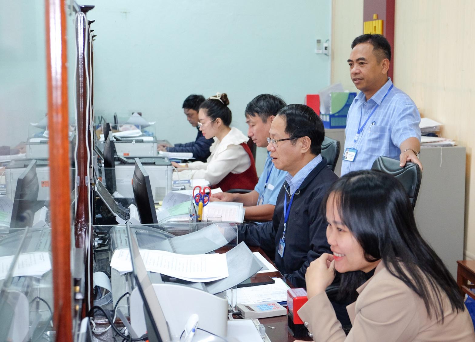 Vĩnh Thủy phát động cuộc thi tìm kiếm sáng kiến, giải pháp đẩy mạnh cải cách hành chính gắn với...