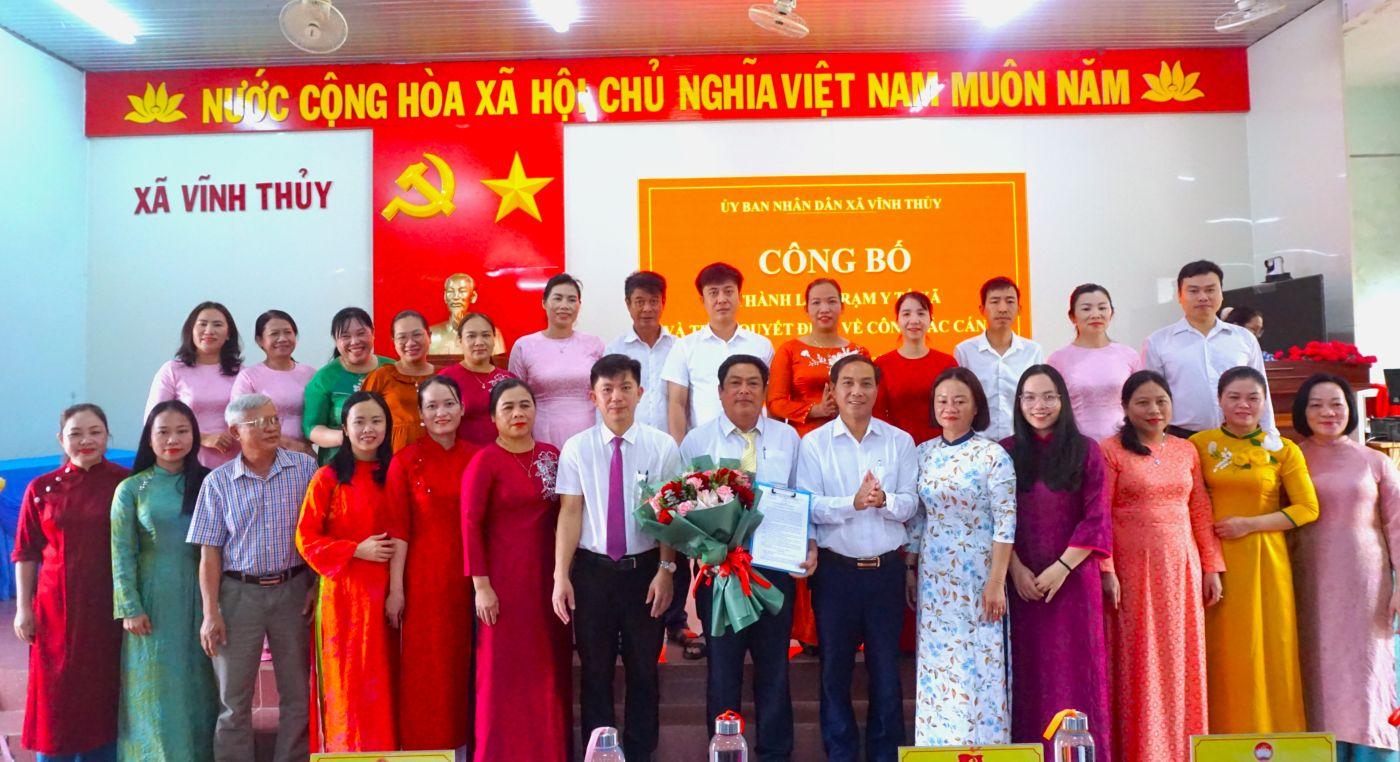 Công bố quyết định thành lập Trạm Y tế xã Vĩnh Thuỷ