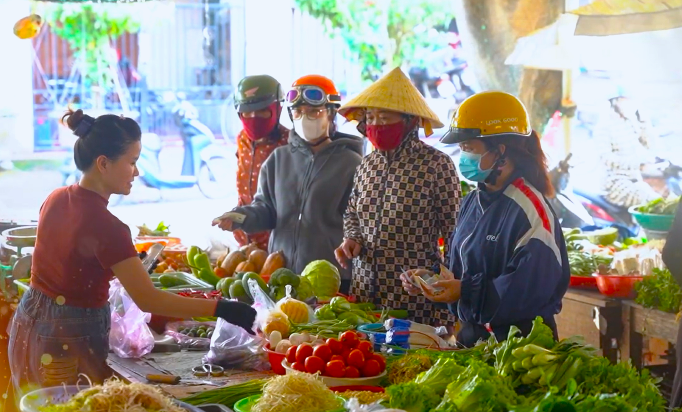 Người dân xã Vĩnh Thủy sôi nổi lao động sản xuất sau kỳ nghỉ Tết Nguyên đán